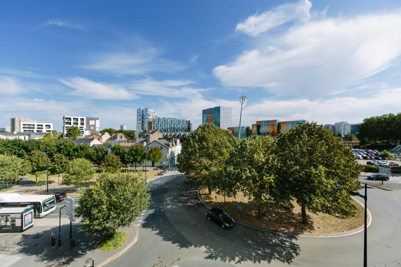 L'Idylle : T2 De Standing Avec Parking - Gare/Cite Des Congres/Lieu Unique Leilighet Nantes Eksteriør bilde